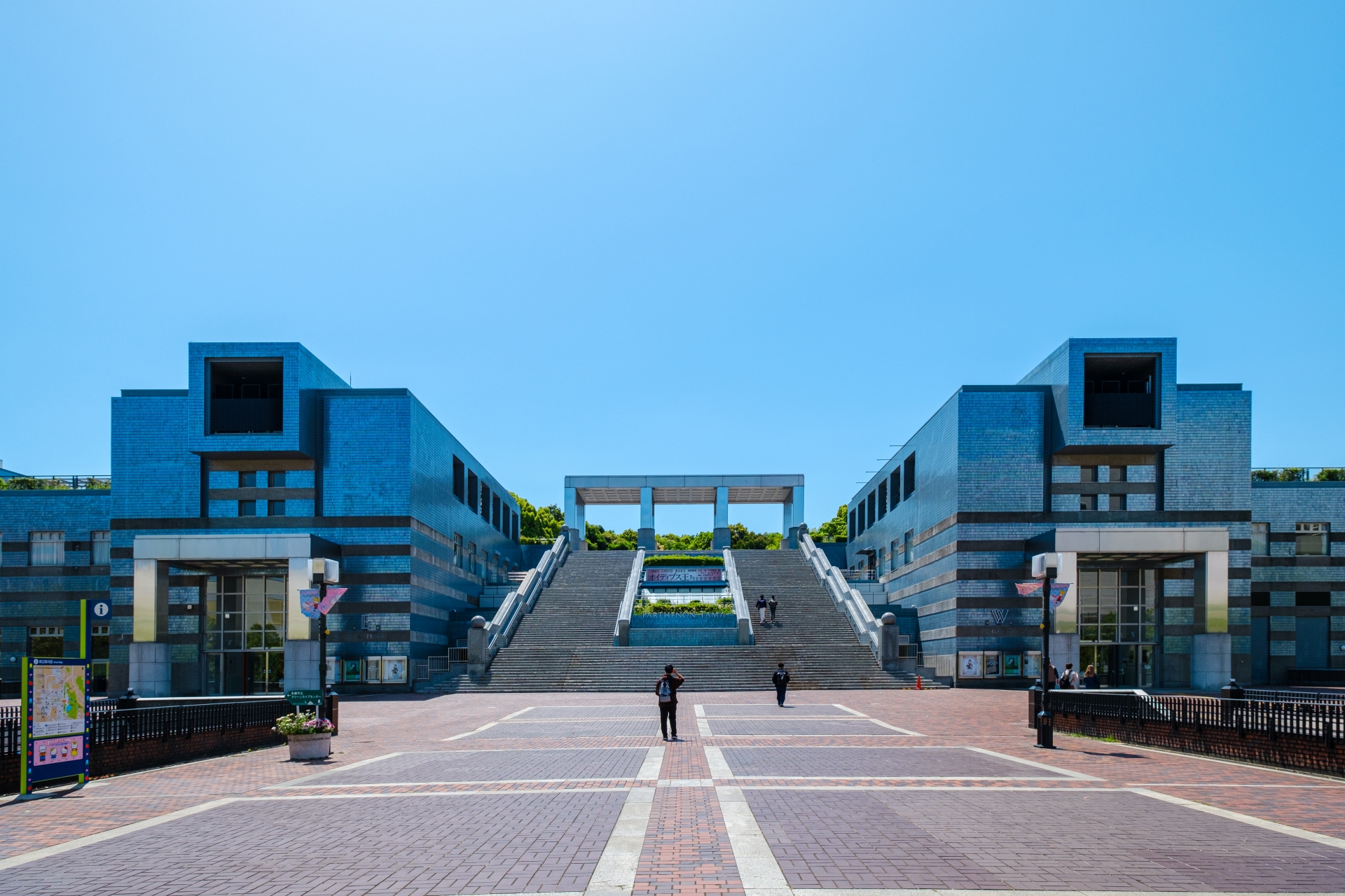 多摩センター 駅前_03